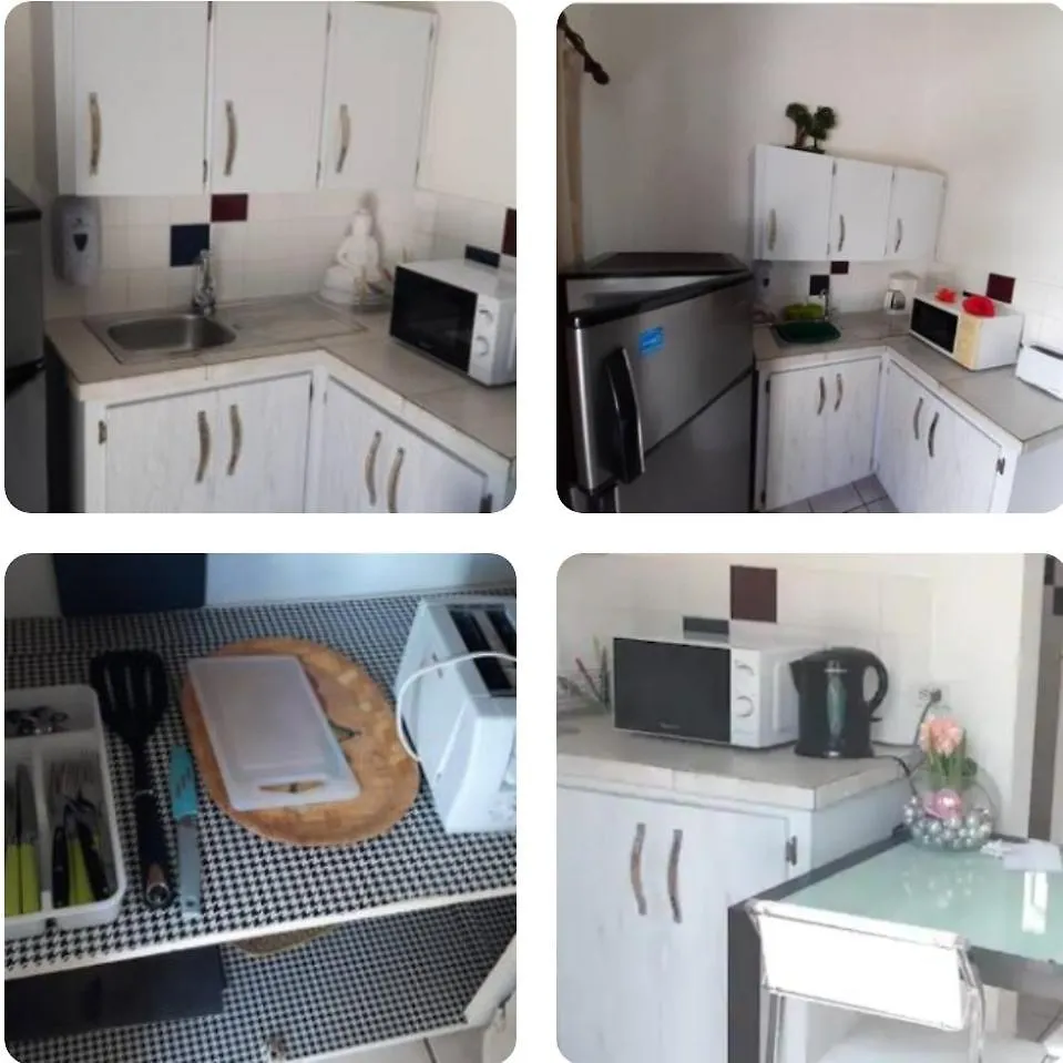 First Day Hostel On Aruba Oranjestad 0*,